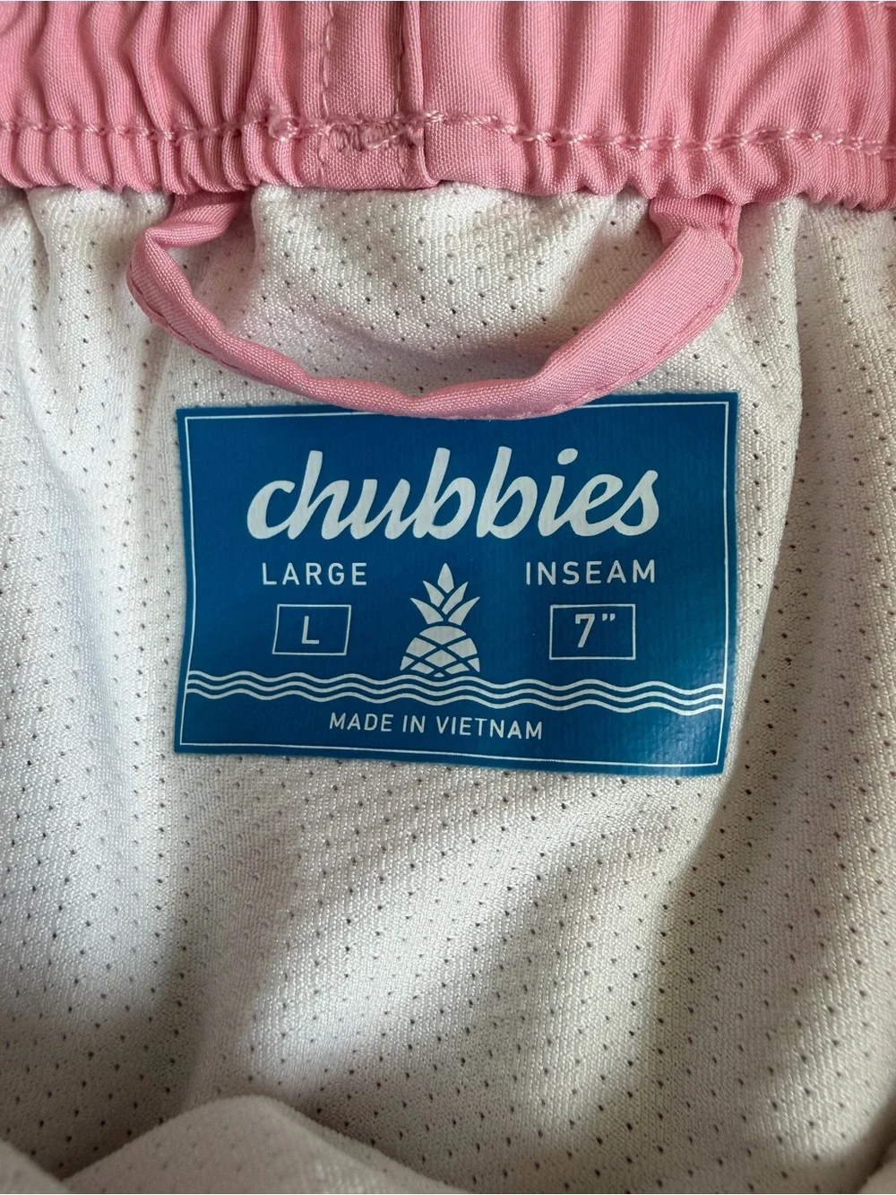 Chubbies On the Horizons Swim Trunks Men’s Large 7” Pink Aqua Striped Stretch